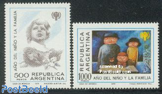 1772 - 1979 15c International Year of the Child - Mystic Stamp Company